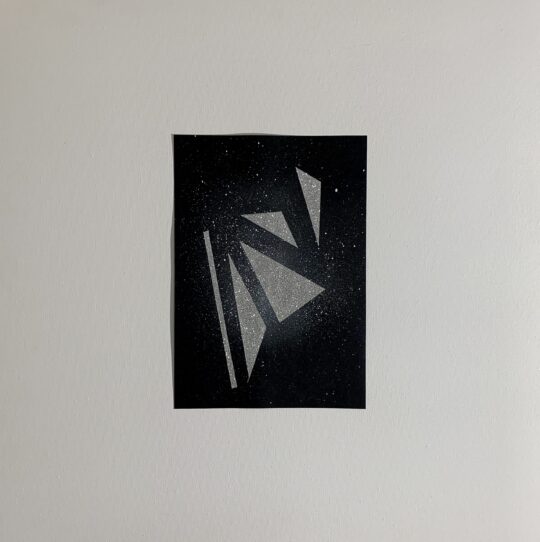 GLITTER/ POLYGON PAPER